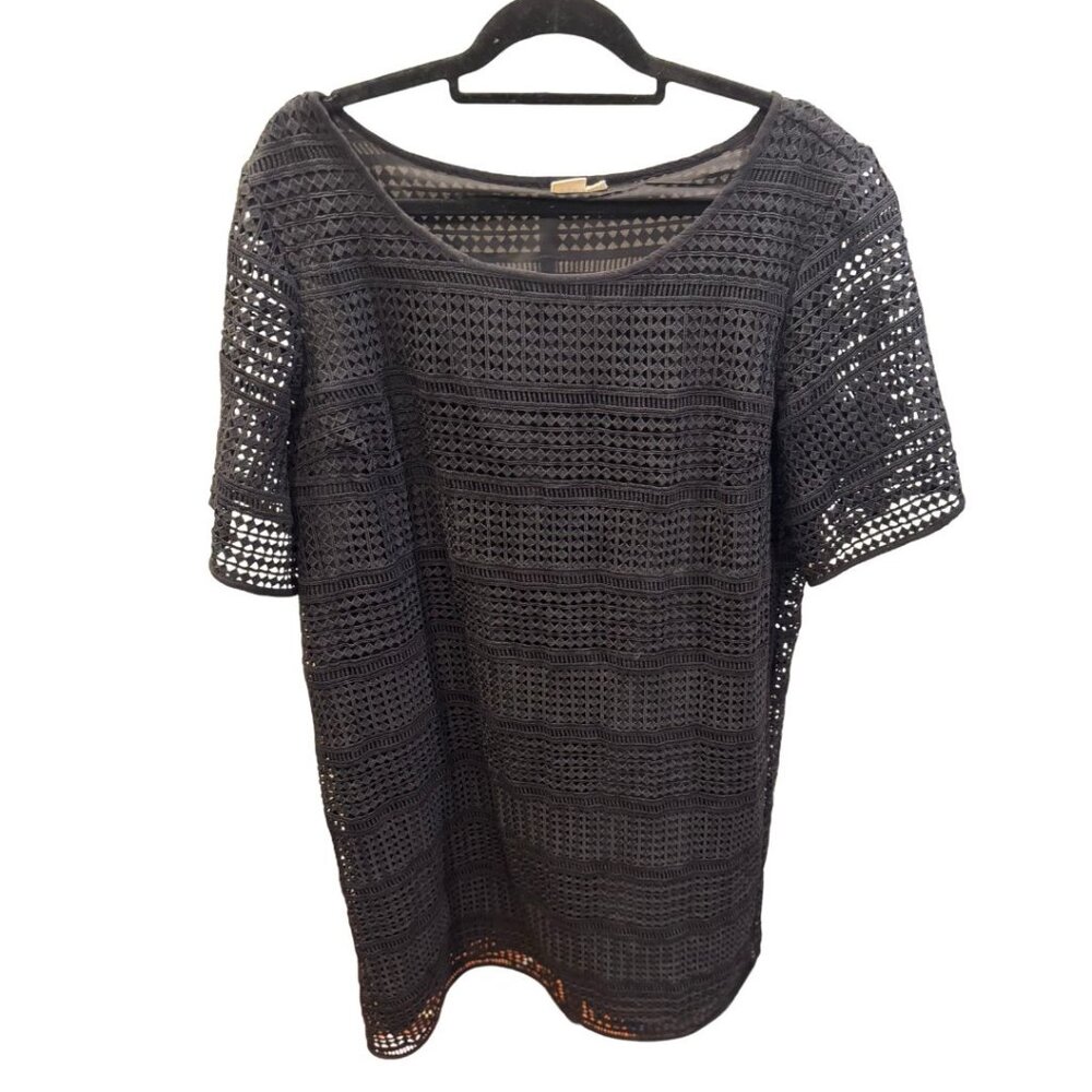 GAP Black Crochet Lace Short Sleeve Top – XXL – Sheer Overlay  DESCRIPTION